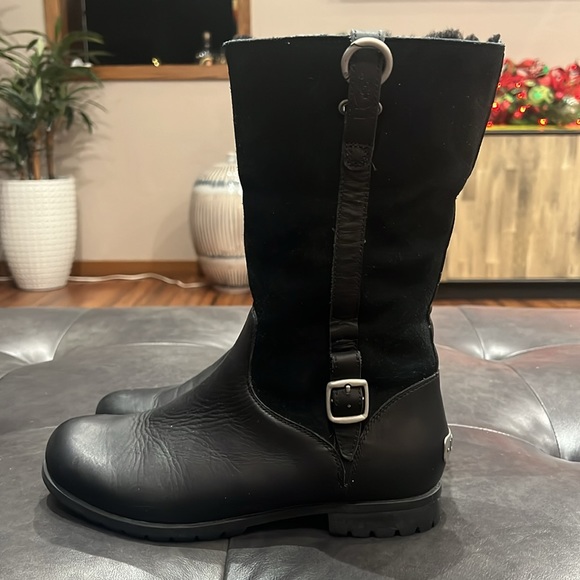 UGG Black Bellevue 1914 Leather Shearling Zip Fold Over Moto Boots Size 8 - Picture 2 of 9